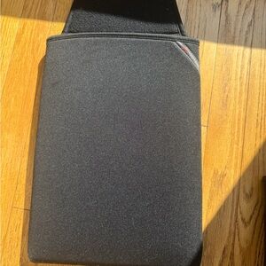 Tom Bihn 6z vertical cache